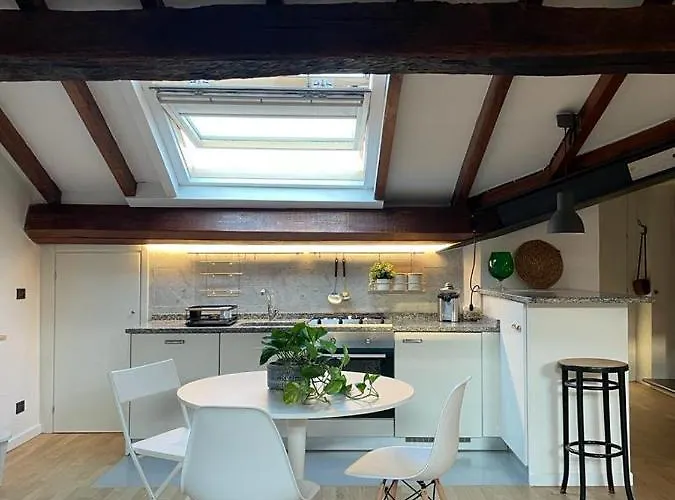 شقة Mansarda Laurent *